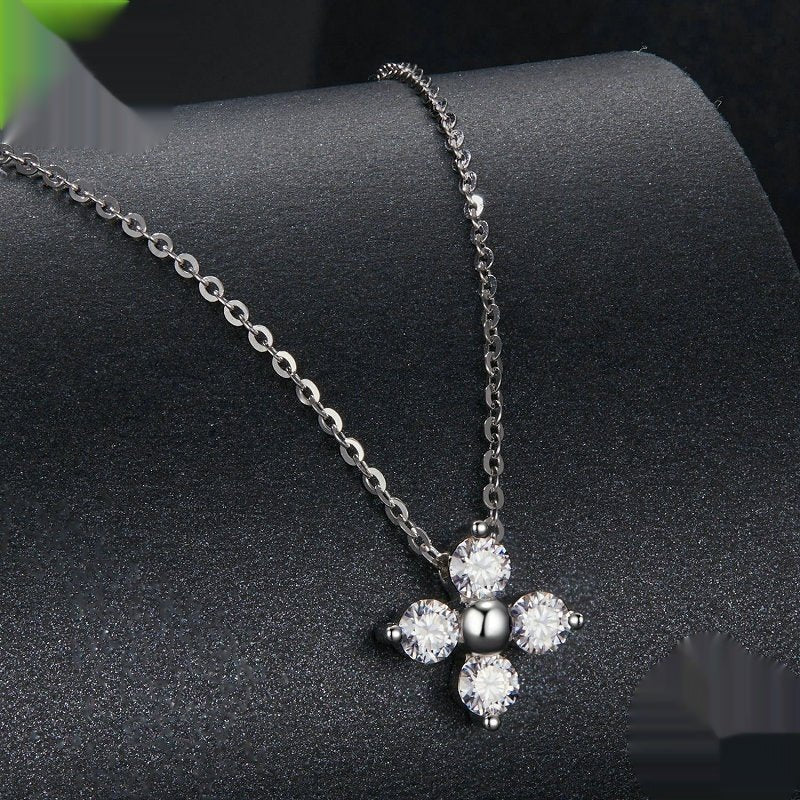 Classic Moissanite Light Luxury Lucky Clavicle Necklace For Women - Rhyme - and - Chain